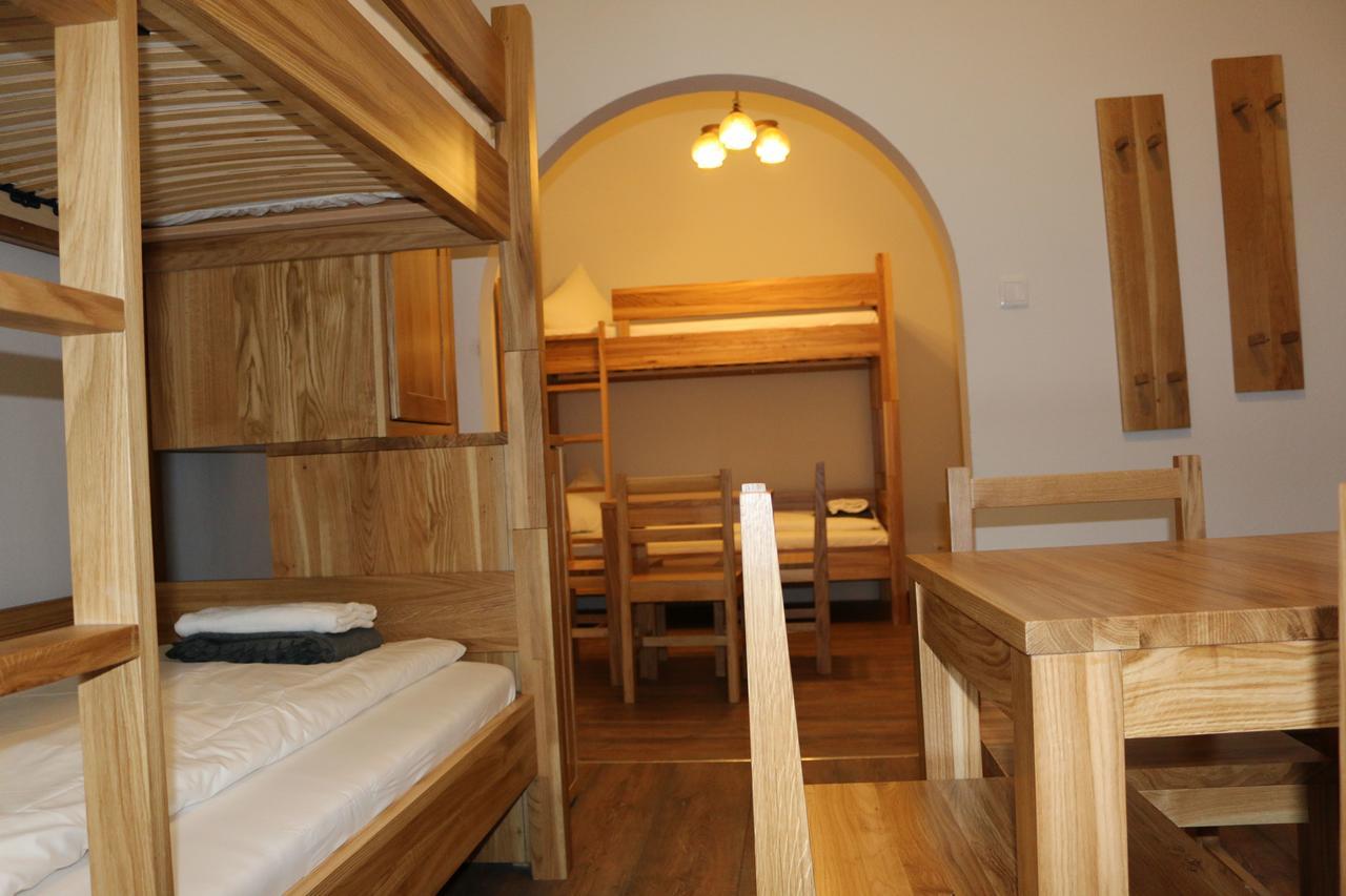Hotel Sinos Klagenfurt am Woerthersee Zewnętrze zdjęcie